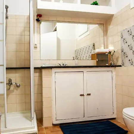 Apartment Castelo Sao Jorge-graca -apartments *
