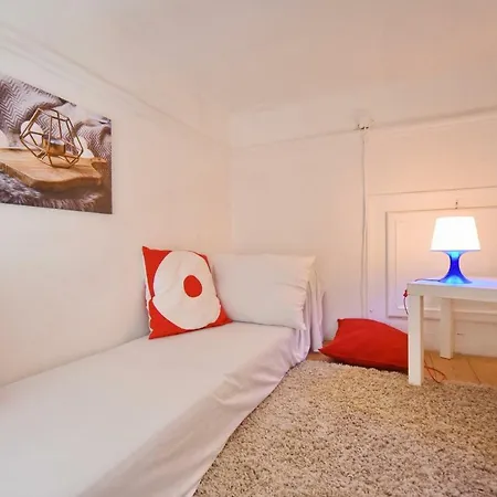 Apartment Castelo Sao Jorge-graca -apartments